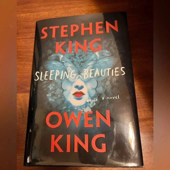 SLEEPING BEAUTIES by Owen King and Stephen King 1st Edition - First Print - 2017 - Picture 2 of 5